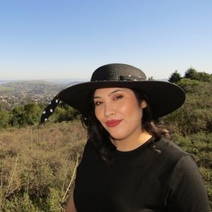 Meet your Posher, Maria mia